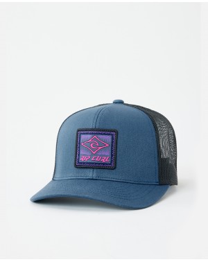 CUSTOM CURVE TRUCKER -...