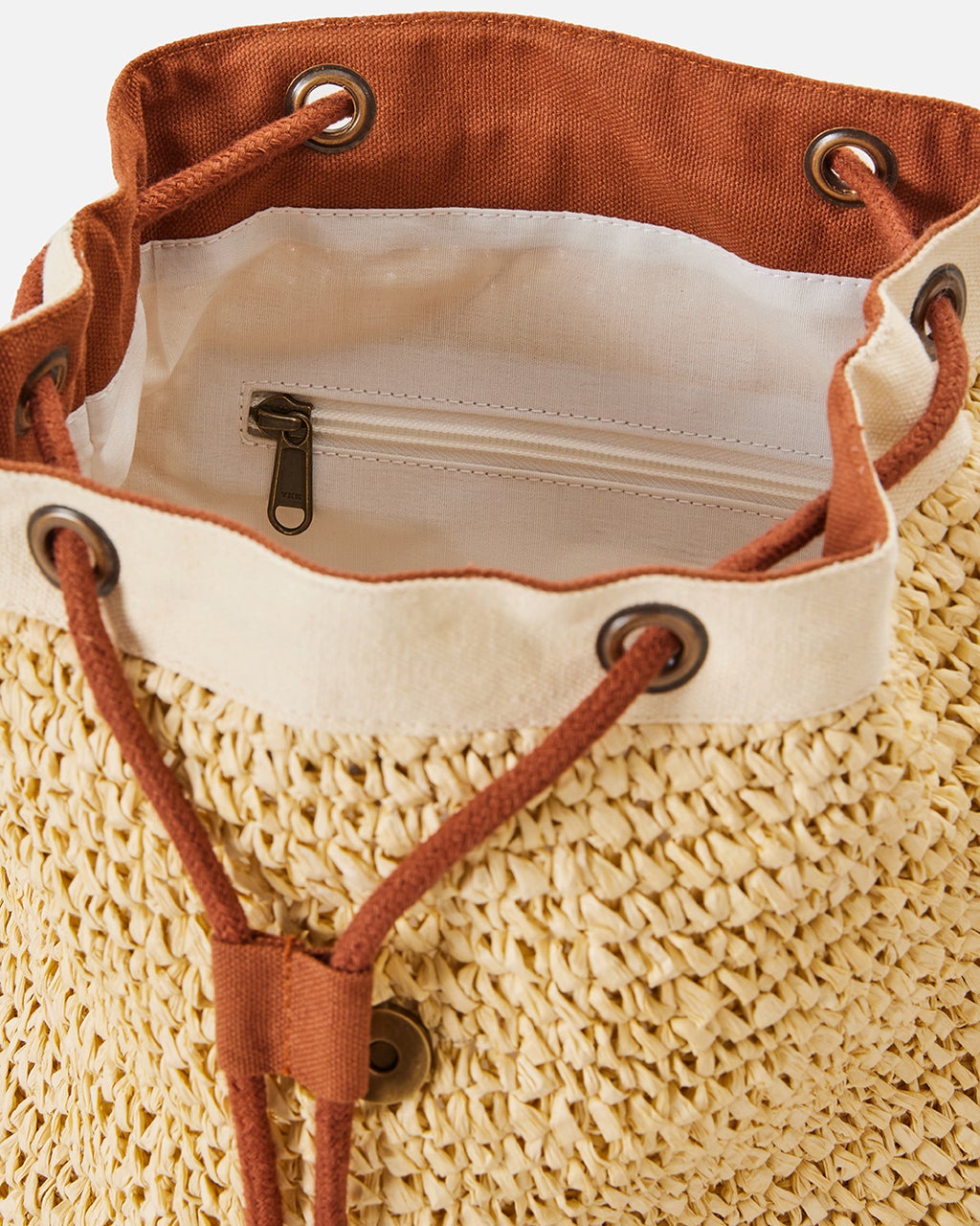 Essentials Straw 7l Backpack