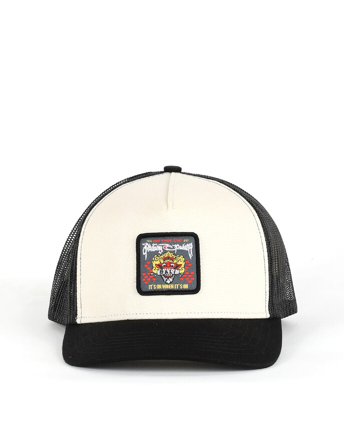 Padang Cup 25 Trucker