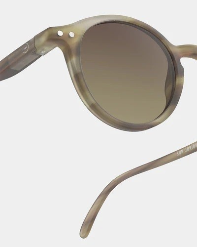 Junior Sun D Smoky Brown