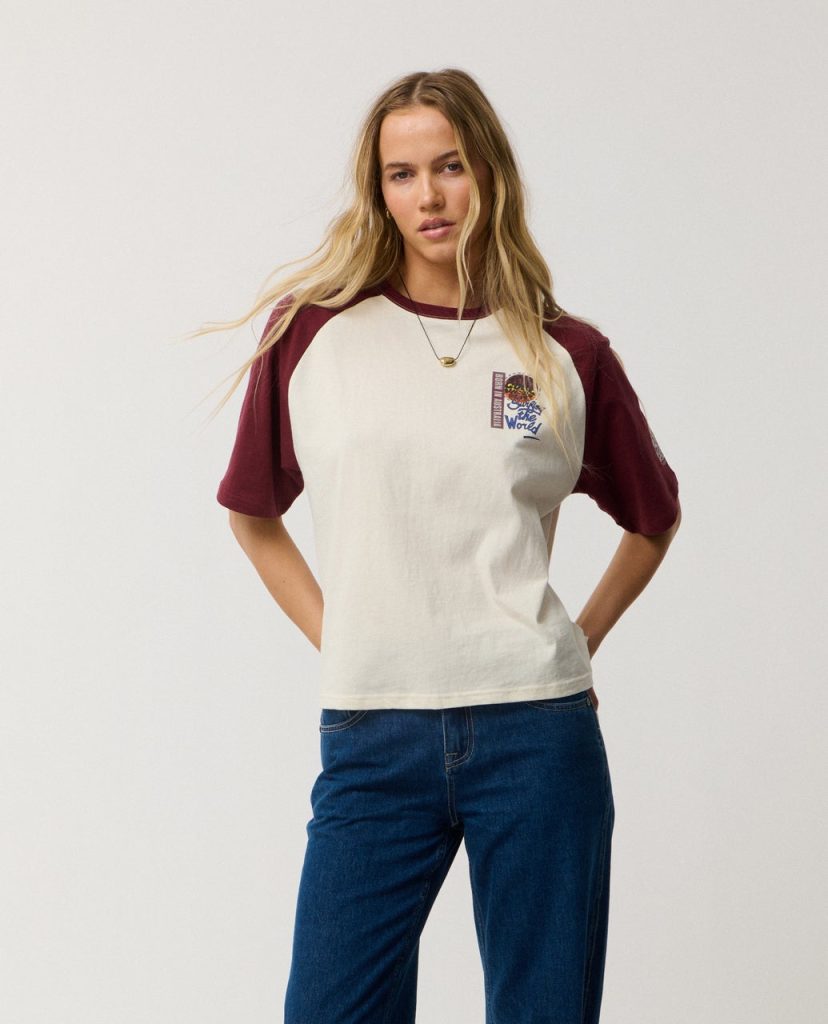 T-shirt Surf The World Boxy