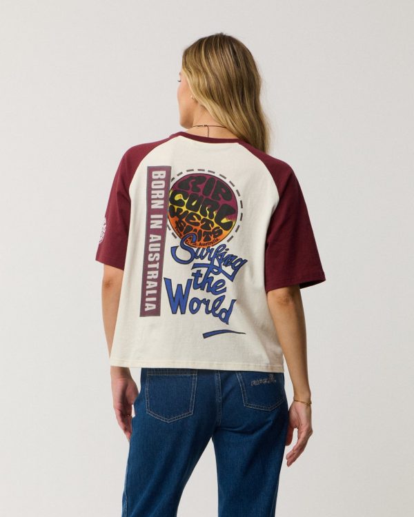 T-shirt Surf The World Boxy - vue alternative