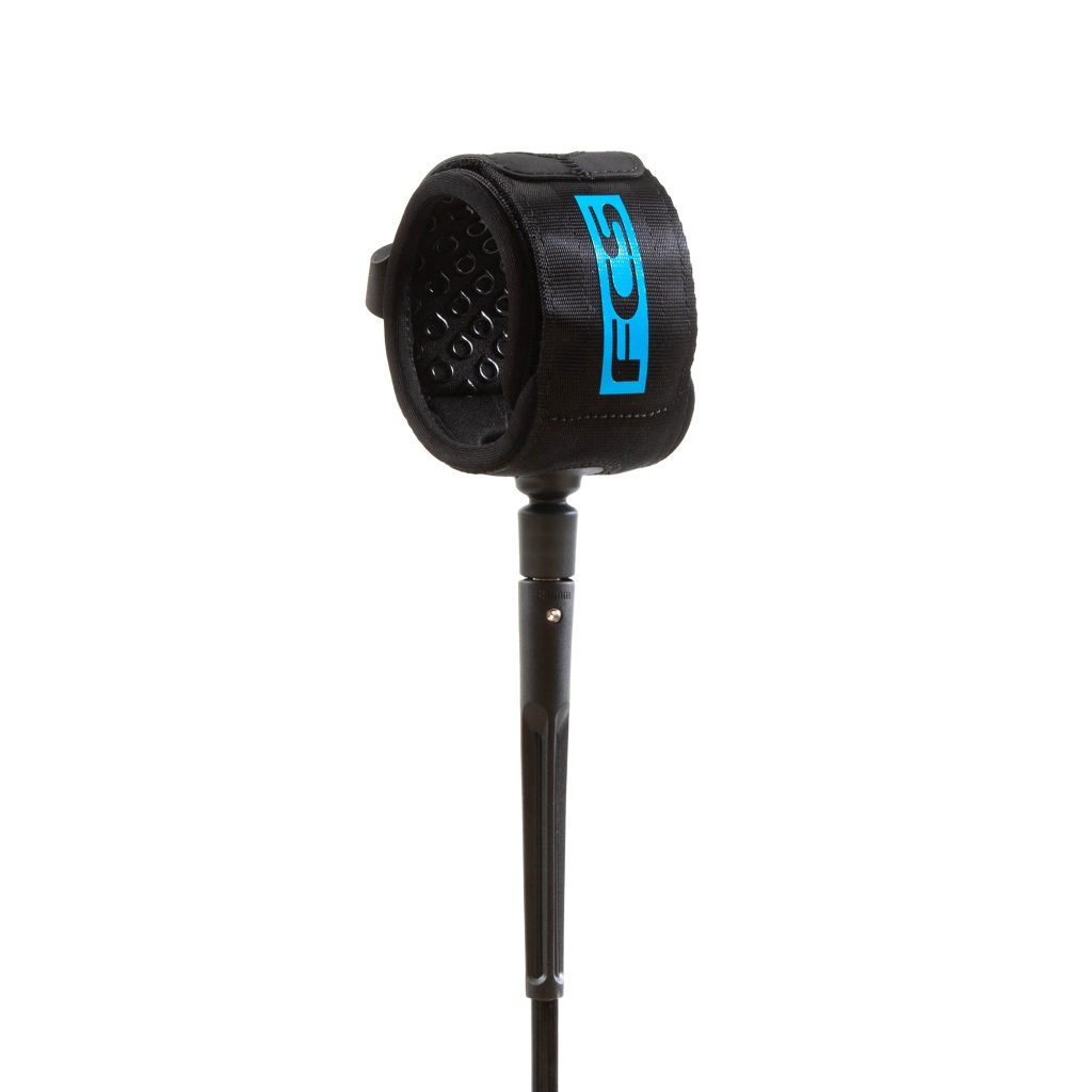 FCS 6&prime; Protect Leash Black
