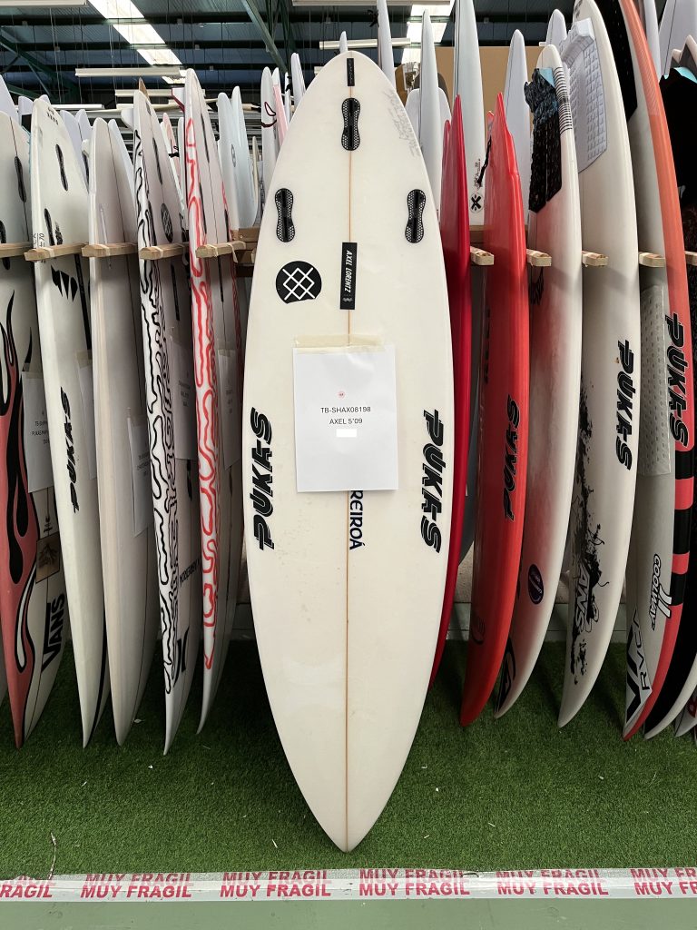AXEL 5&rsquo;09 CRYSTAL COURTAIN