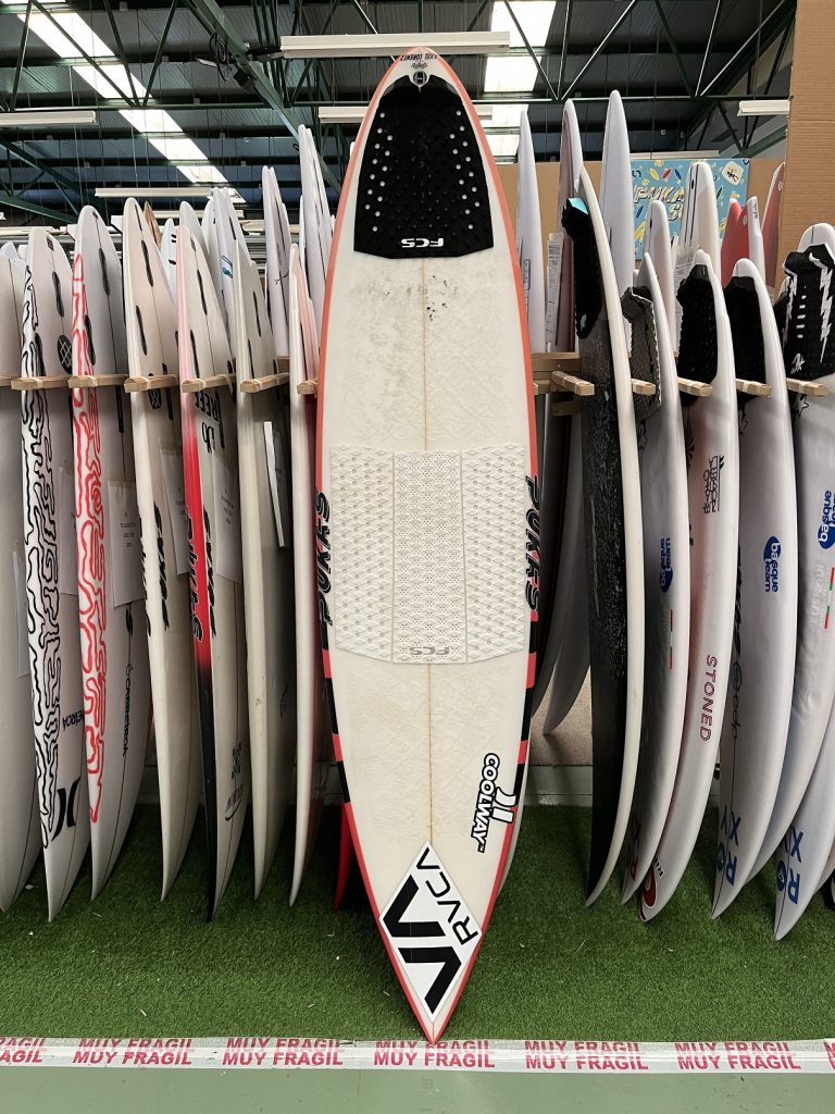 AXEL 6&rsquo;06 TASTY TREAT ALL ROUND