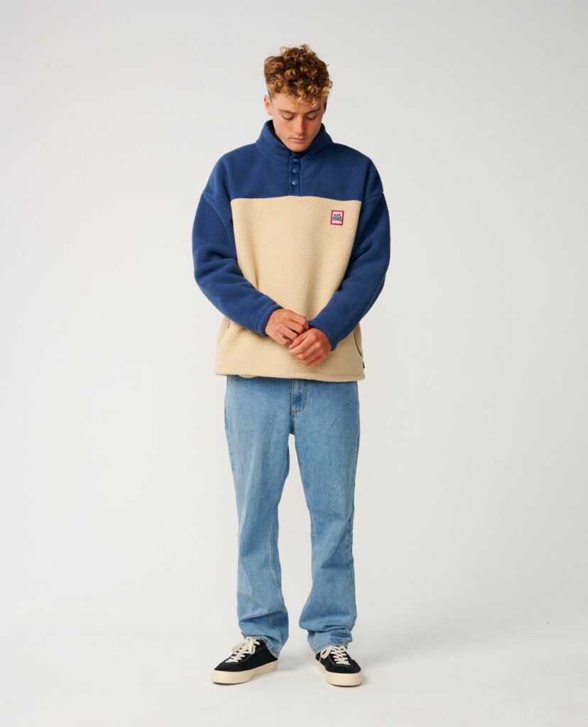 STREAMLINE HALF COLAR POLAR