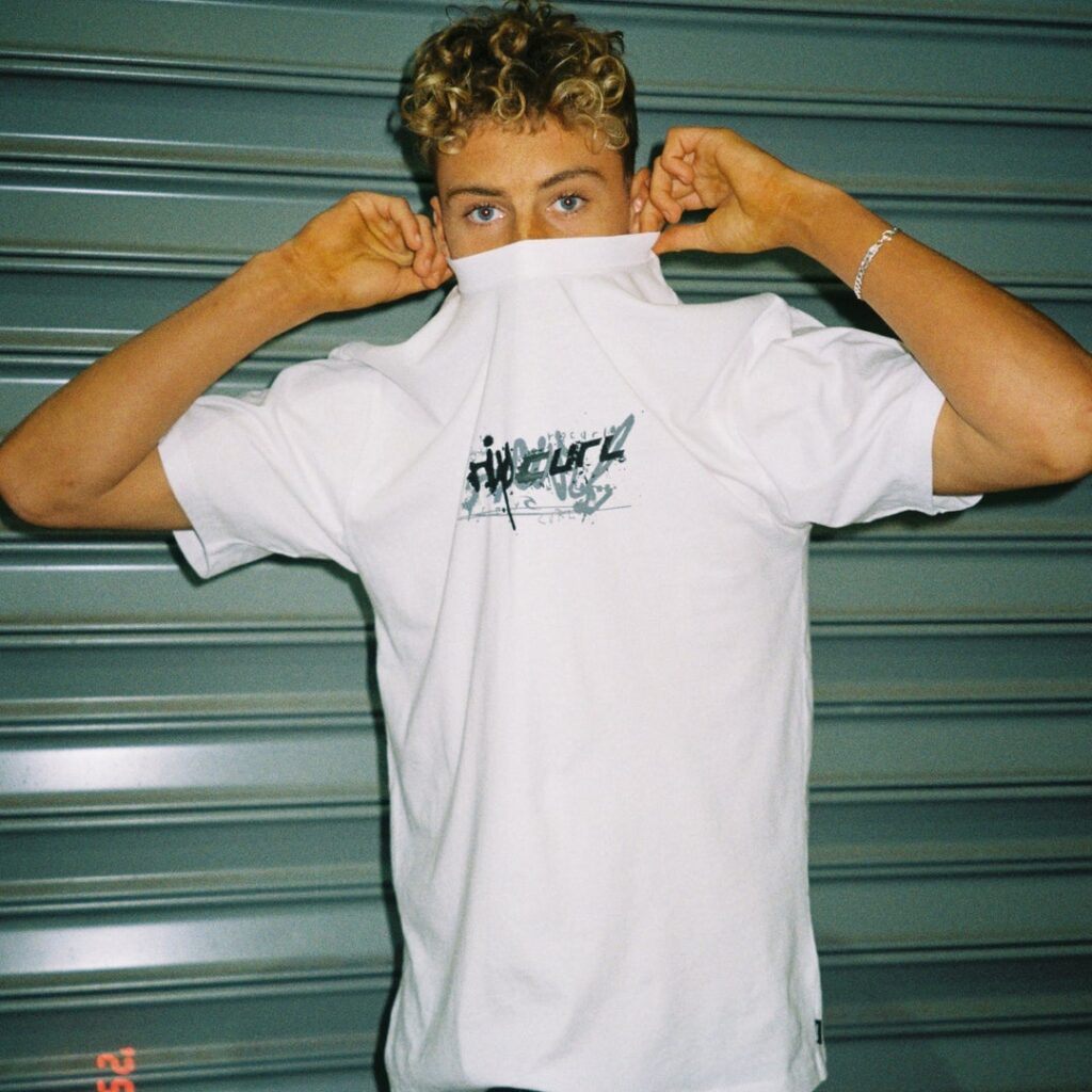 ARCHIVE MASHUP TEE